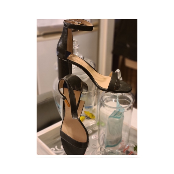 Shoes - Picture 3 of 3